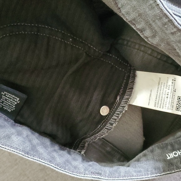 Calvin Klein shorts women’s size 12 grey city short size 12 - Picture 9 of 9